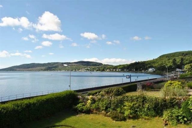 Image of 3 bedroom Flat for sale in Tighnabruaich PA21 at Tighnabruaich, PA21 2BB